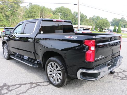 Used 2019 Chevrolet Silverado 1500 LTZ w/ LTZ Premium Package AWD/4WD image 3