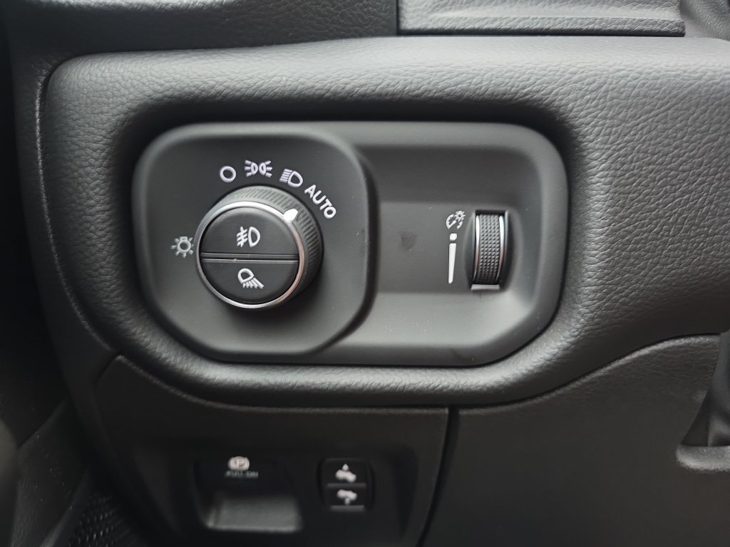New 2026 RAM 1500 Big Horn w/ Night Edition AWD/4WD image 24