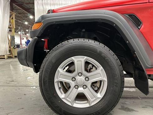 Used 2021 Jeep Wrangler Unlimited Sport image 22