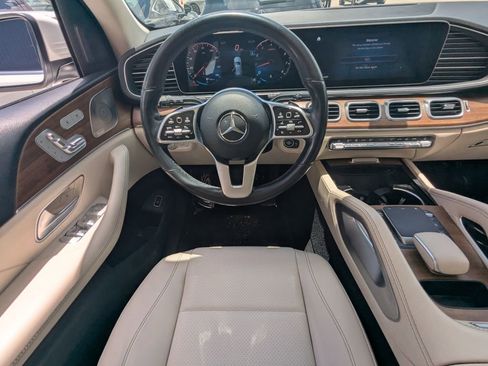 Certified 2022 Mercedes-Benz GLE 350 w/ Premium Package image 31