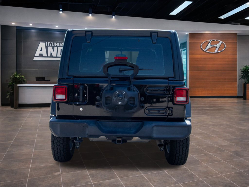 Used 2023 Jeep Wrangler Unlimited Sport AWD/4WD image 12