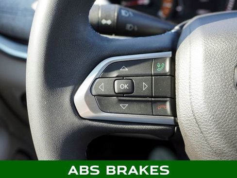 Used 2022 Jeep Compass Latitude image 19