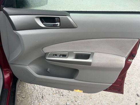 Used 2011 Subaru Forester 2.5X Premium image 20