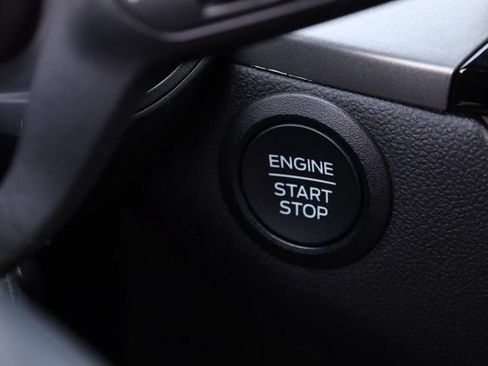 Used 2025 Ford Escape Active AWD/4WD image 14