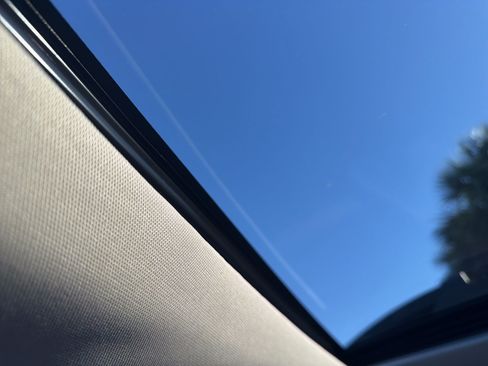 Used 2023 Subaru Outback Limited image 38