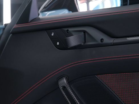 Used 2024 Porsche 911 GT3 RS RWD image 32