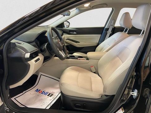 Used 2020 Nissan Altima 2.5 S image 9