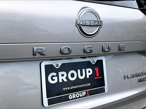 New 2026 Nissan Rogue Platinum w/ Platinum Premium Package AWD/4WD image 15