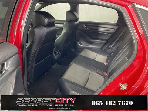 Used 2018 Honda Accord Sport image 28