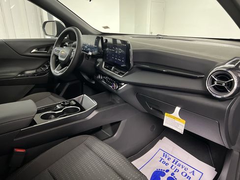 New 2026 Chevrolet Equinox LT w/ Safety and Technology Package image 64