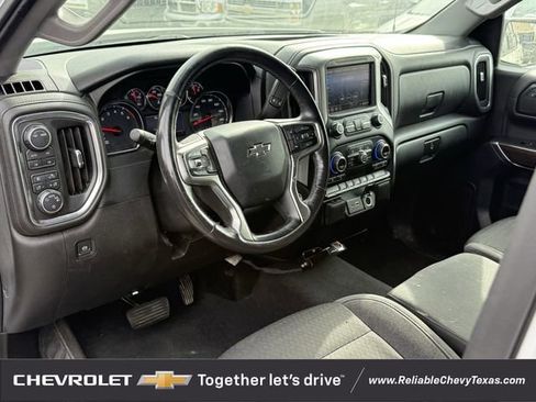Used 2020 Chevrolet Silverado 1500 LT Trail Boss w/ Convenience Package AWD/4WD image 6