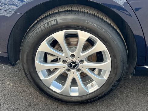 Used 2019 Mercedes-Benz E 300 4MATIC image 36
