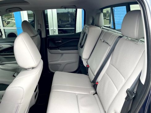 Used 2023 Honda Ridgeline RTL-E image 9