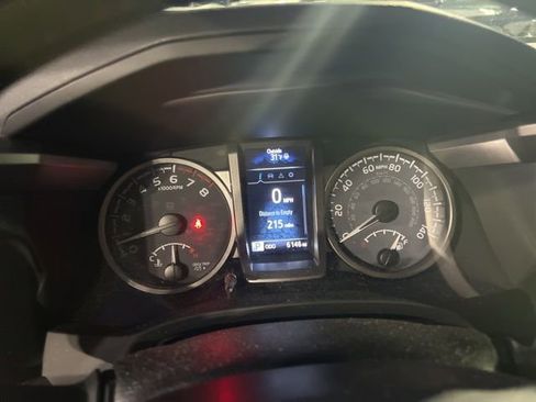 Used 2023 Toyota Tacoma SR5 image 9