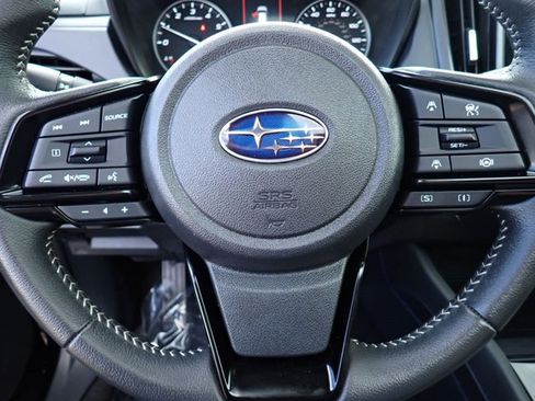 Used 2025 Subaru Forester Premium AWD/4WD image 18