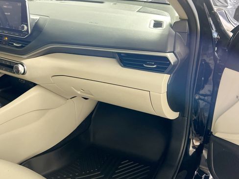 Used 2021 Nissan Altima 2.5 SV image 32