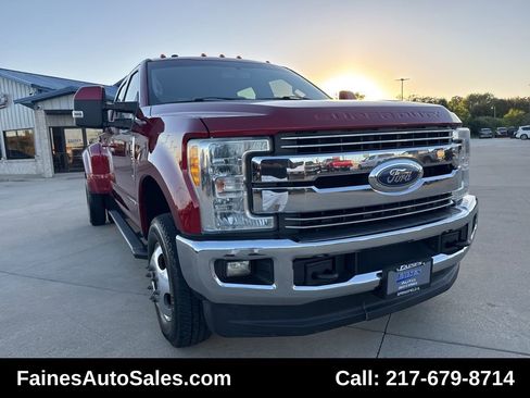 Used 2017 Ford F350 Lariat w/ FX4 Off-Road Package image 34