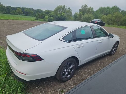 Used 2023 Honda Accord EX image 6