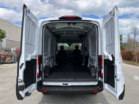 New 2026 Ford Transit 250 148 Medium Roof image 28