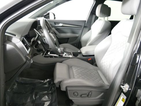 Used 2023 Audi SQ5 Premium Plus w/ Premium Plus Package image 22