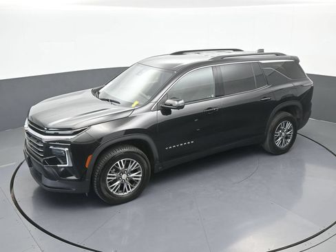 Used 2024 Chevrolet Traverse LT FWD image 52