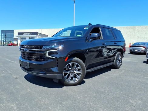 Used 2021 Chevrolet Tahoe RST image 3