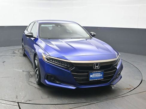 Used 2022 Honda Accord Sport image 9