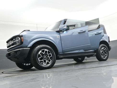 Used 2024 Ford Bronco Outer Banks AWD/4WD image 42