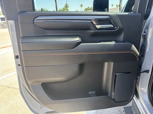 Used 2024 GMC Sierra 2500 AT4 w/ AT4 Preferred Package AWD/4WD image 44