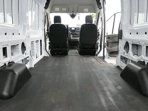 Used 2024 Ford Transit 250 148 Medium Roof image 12