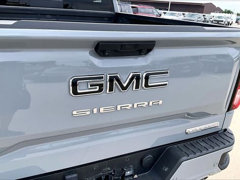 Used 2024 GMC Sierra 1500 Elevation w/ Elevation Premium Package AWD/4WD image 30