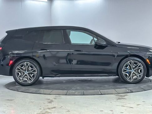 Used 2024 BMW iX xDrive50 w/ Premium Package AWD/4WD image 8
