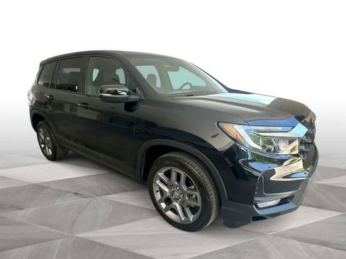 Used 2023 Honda Passport EX-L image 2