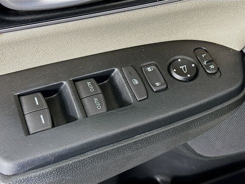 Used 2018 Honda CR-V EX image 15