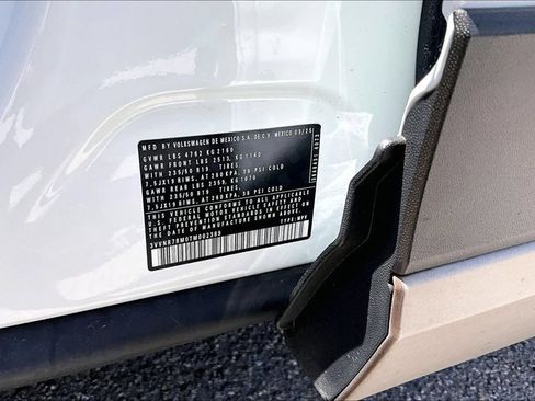 Certified 2026 Volkswagen Tiguan SE w/ Panoramic Sunroof Package FWD image 30