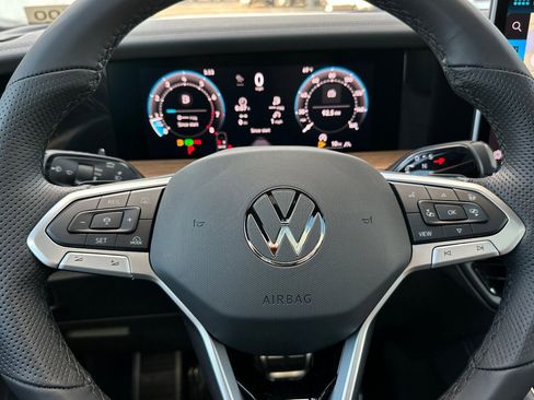 New 2026 Volkswagen Tiguan SEL R-Line image 24