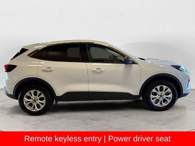 Used 2024 Ford Escape Active w/ Tech Pack #1 AWD/4WD image 7
