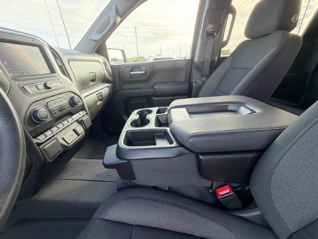 Used 2024 Chevrolet Silverado 1500 Custom Trail Boss AWD/4WD image 25