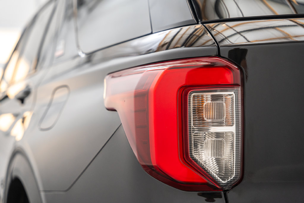 Used 2023 Ford Explorer Timberline w/ Timberline Technology Package AWD/4WD image 8