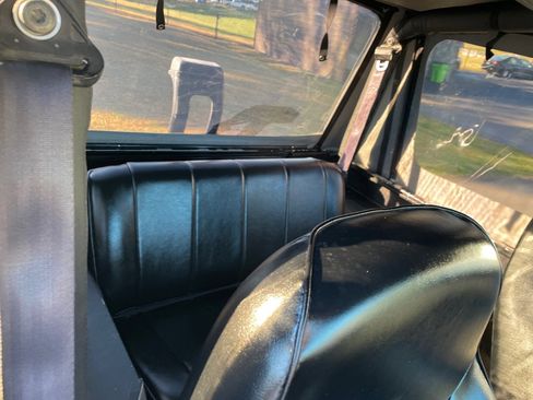 Used 1995 Jeep Wrangler S image 18