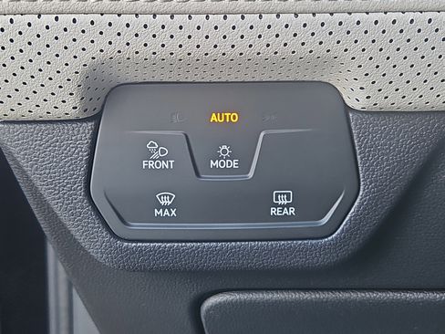 New 2026 Volkswagen Atlas Cross Sport SEL Premium R-Line image 12