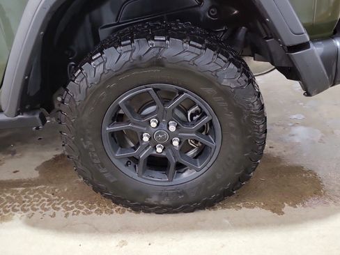 Used 2024 Jeep Wrangler Willys image 4