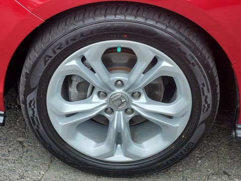 Used 2024 Honda Accord LX image 9