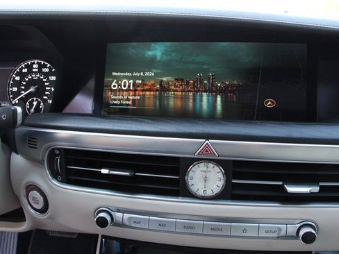 Used 2021 Genesis G90 5.0 Ultimate AWD/4WD image 37