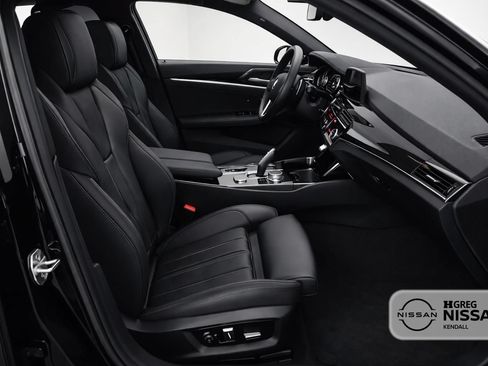 Used 2018 BMW 530i RWD image 10