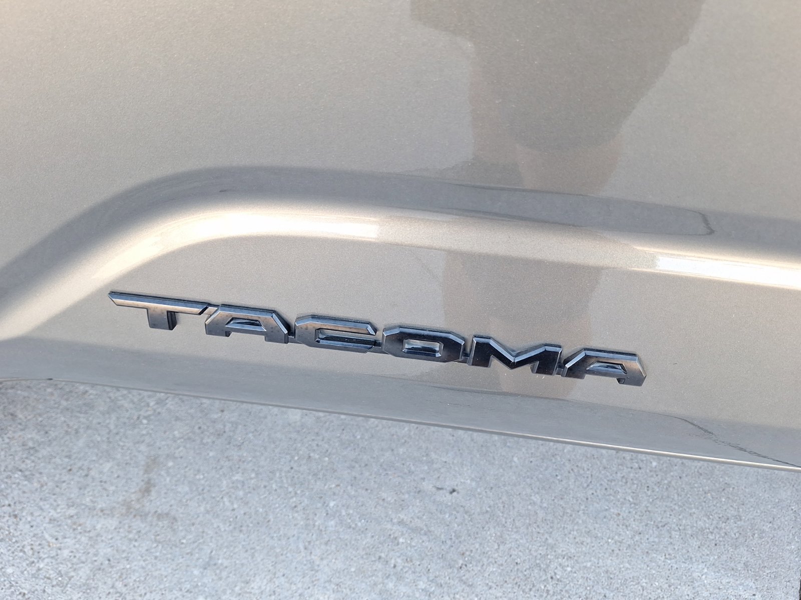 Used 2025 Toyota Tacoma TRD Off-Road AWD/4WD image 14