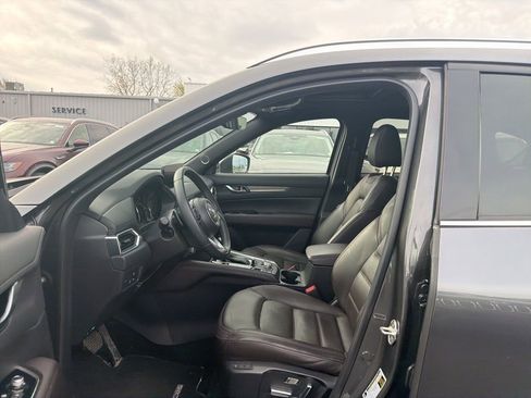 Used 2023 MAZDA CX-5 Signature AWD/4WD image 2