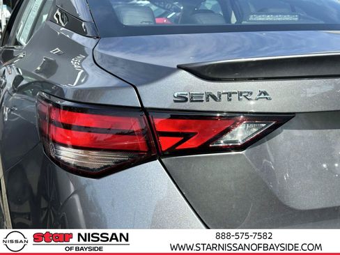 Certified 2022 Nissan Sentra SR w/ SR Premium Package image 8