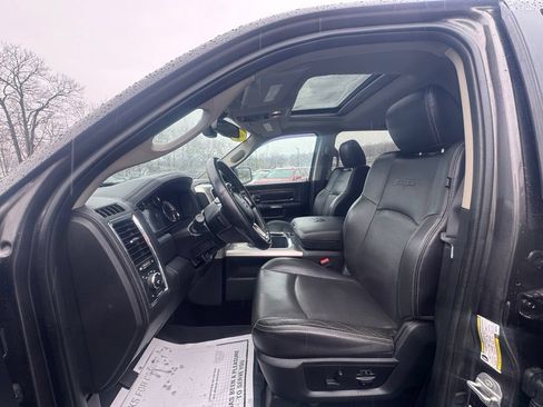 Used 2016 RAM 2500 Laramie w/ Convenience Group AWD/4WD image 31
