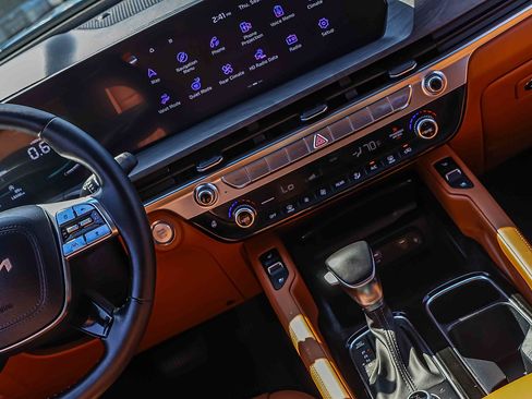 Certified 2024 Kia Telluride EX X-Line AWD/4WD image 19